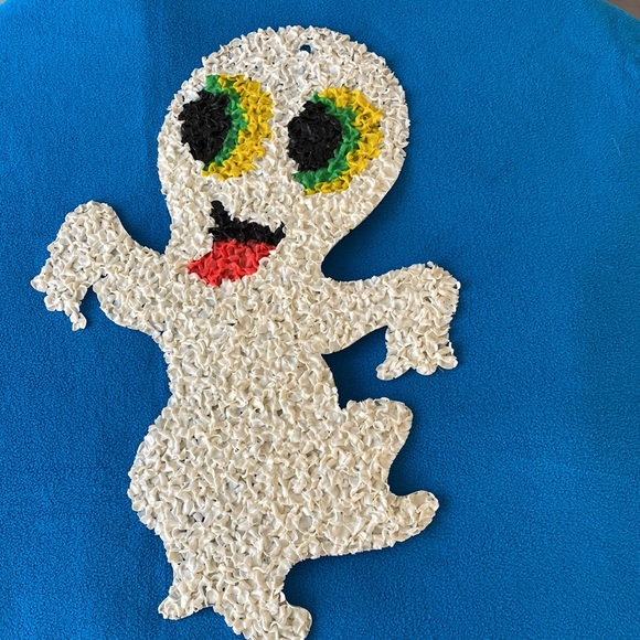 Plastic Melted Popcorn Ghost Plaque - Vintage - Picture 1 of 2